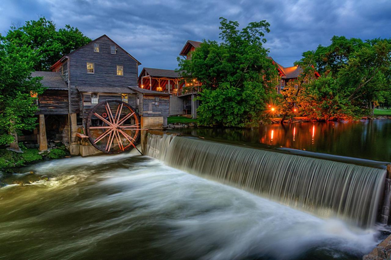 Forever Yours, Hot Tub, 1089 Of Free Attraction Tickets For Each Paid Day, Dollywood And More بيدجن فورج المظهر الخارجي الصورة